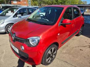 RENAULT TWINGO 2015 (15) at Rickmansworth Sports Cars Watford