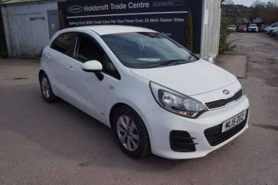 Kia Rio 1.25 SR7 5dr Hatchback Petrol White