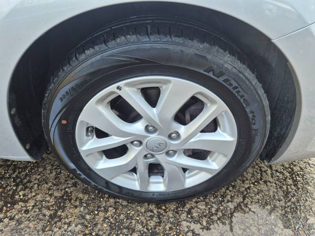 2017 Kia Carens 1.6 GDi ISG 2 5dr