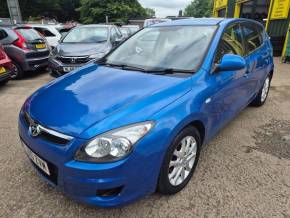 HYUNDAI I30 2010 (10) at Rickmansworth Sports Cars Watford