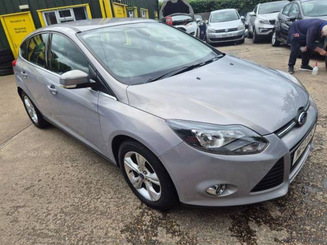 2013 Ford Focus 1.6 125 Zetec 5dr Powershift