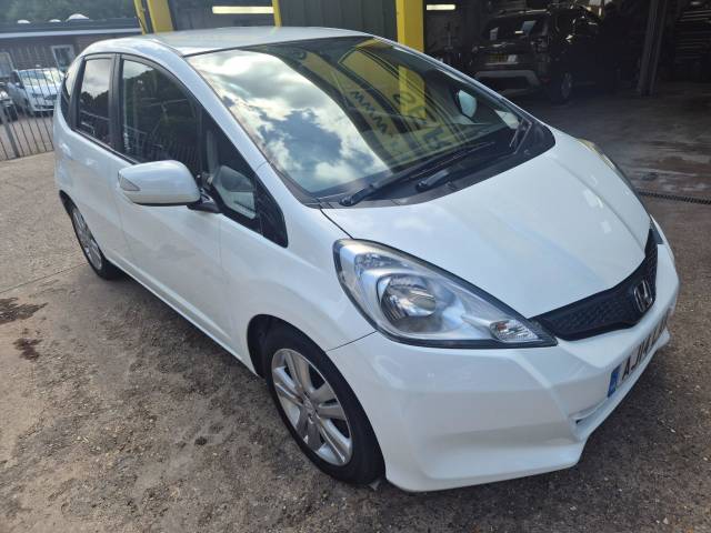 2014 Honda Jazz 1.4 i-VTEC ES Plus 5dr CVT