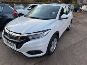 HONDA HR-V 2018 (68) at Rickmansworth Sports Cars Watford