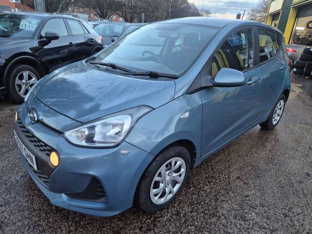 Hyundai i10 1.0 SE 5dr Hatchback Petrol BLUE