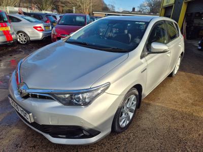 2018 TOYOTA AURIS 1.8 Hybrid Icon Tech TSS 5dr CVT - 2018 (18) - photo