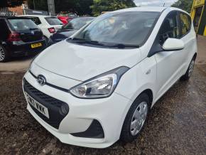 HYUNDAI I10 2017 (17) at Rickmansworth Sports Cars Watford