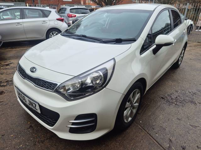 Kia Rio 1.25 SE 5dr Hatchback Petrol WHITE